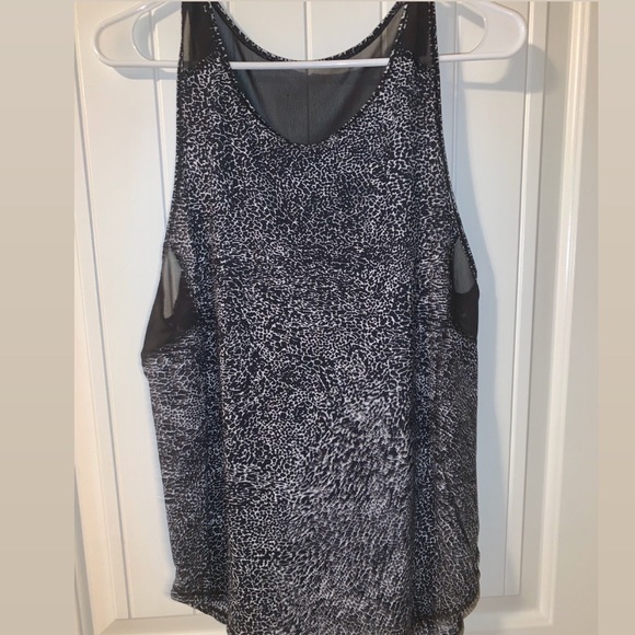 Lululemon Sculpt Tanks - Read Description!!!! - Picture 4 of 6